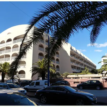 Apartment Le Port Confort Terrasse Clim *