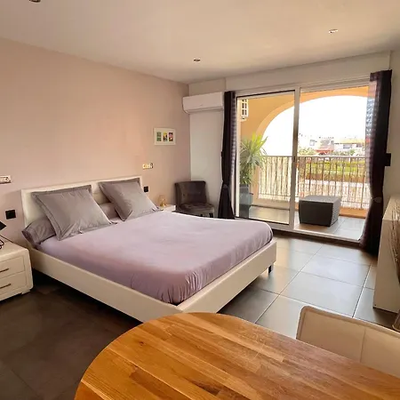 Apartament Le Port Confort Terrasse Clim Hyères