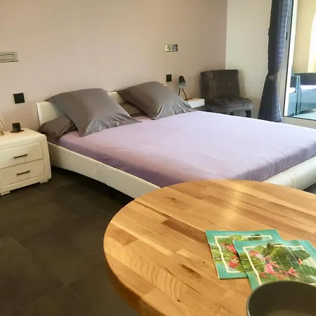 Le Port Confort Terrasse Clim Apartamento *