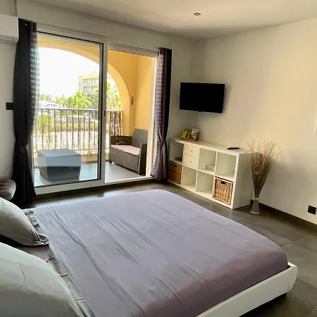 Le Port Confort Terrasse Clim *