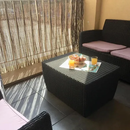 Le Port Confort Terrasse Clim شقة Hyères